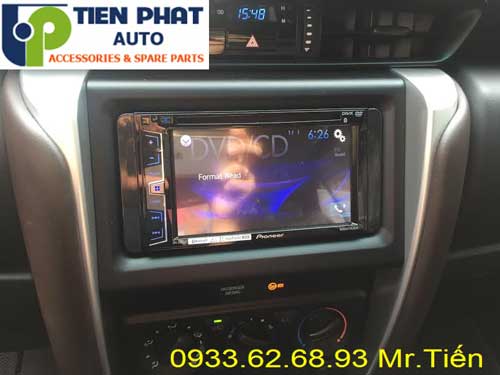 dvd chay android  cho Toyota Fortuner 2016 tai Huyen Can Gio